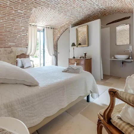 Charming In With Private Pool Дом отдыха *