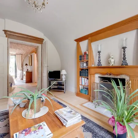 Charming In With Private Pool Feriehus Prayssac